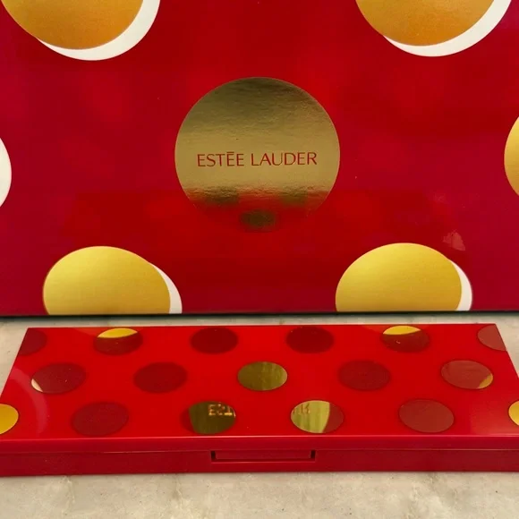 Estee Lauder Eyeshadow Palette - Picture 2 of 5